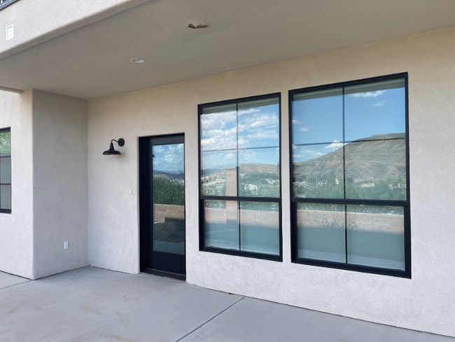676 676 W Lava Pointe Dr
