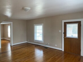 4598 S Amherst Hwy in Madison Heights, VA - Building Photo - Building Photo