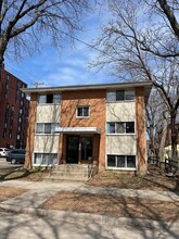 2818 31st St E in Minneapolis, MN - Foto de edificio - Building Photo