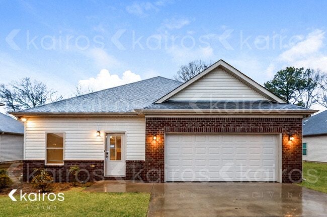 property at 611 White Oak Cir