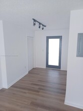 514 Santander Ave in Coral Gables, FL - Building Photo - Building Photo