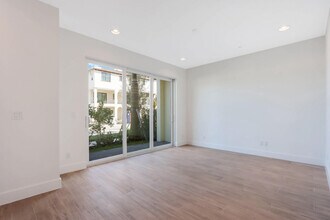 5352 Sagan Ln in Palm Beach Gardens, FL - Building Photo - Building Photo