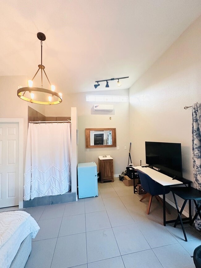 310 Hunt St in Houston, TX - Building Photo - Building Photo