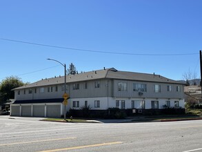 400 Alameda W Ave, Unit B in Burbank, CA - Building Photo - Building Photo