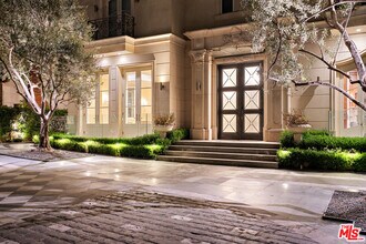 718 N Rodeo Dr in Beverly Hills, CA - Building Photo - Building Photo