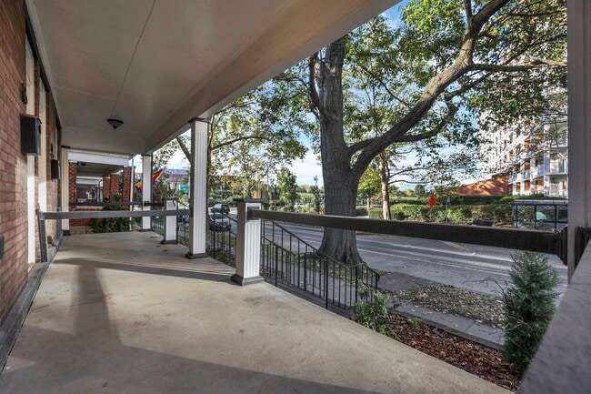 property at 634 Neil Ave