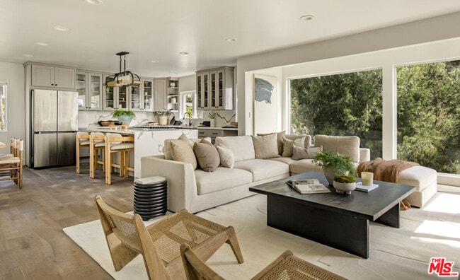 property at 2370 San Marco Dr