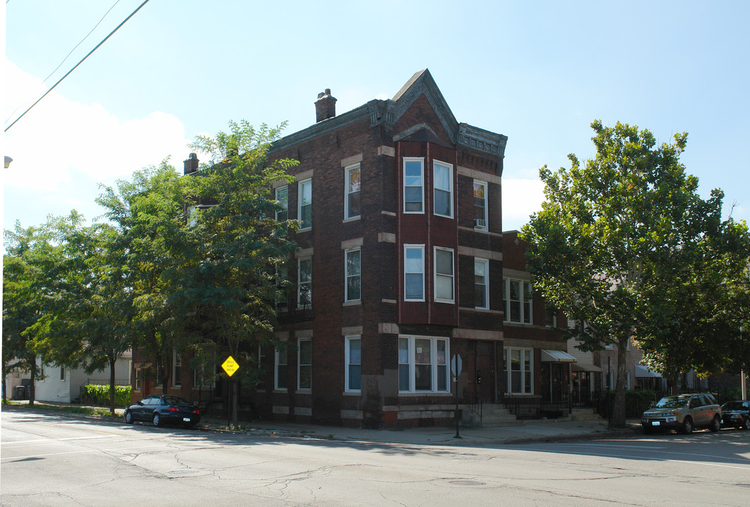 445 W 28th St in Chicago, IL - Building Photo