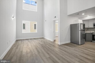 800 Callowhill St-Unit -10-4 in Philadelphia, PA - Building Photo - Building Photo