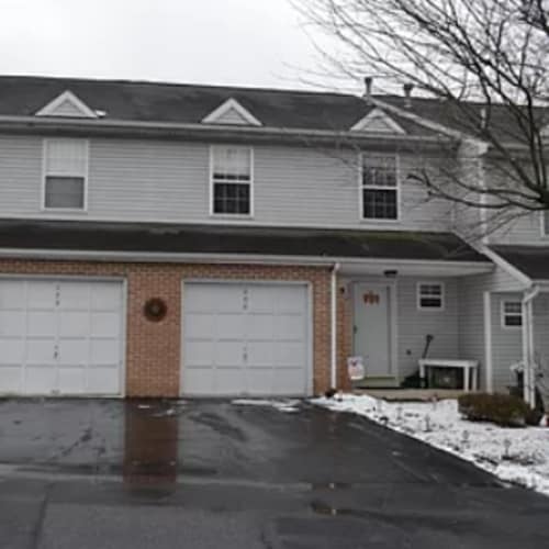 property at 220 Fawn Rdg N