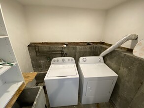 247 South St in Waltham, MA - Building Photo - Building Photo