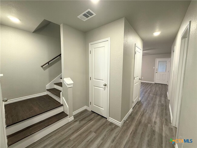 1701 Dakota Trce in Harker Heights, TX - Foto de edificio - Building Photo
