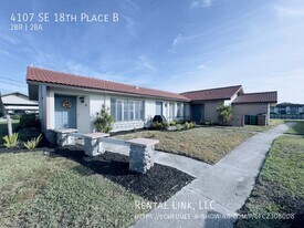 4107 SE 18th Pl in Cape Coral, FL - Building Photo