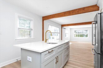 71 Haven Ave in Port Washington, NY - Building Photo - Building Photo