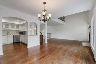 1821 Westlake Dr in Austin, TX - Building Photo - Building Photo