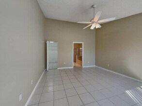 13048 Meadowbreeze Dr in Wellington, FL - Building Photo - Building Photo