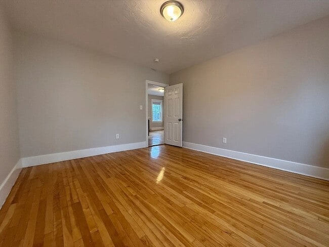 1301 Main St, Unit 2 in Worcester, MA - Building Photo - Building Photo