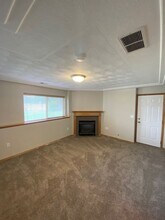 6821 N Cambridge Ln in Spokane, WA - Building Photo - Building Photo