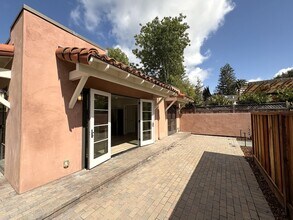 635 Hale St in Palo Alto, CA - Building Photo - Building Photo