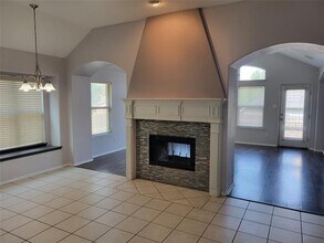 8008 Branch Hollow Trail in Fort Worth, TX - Building Photo - Building Photo