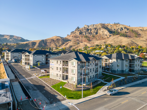 The Landing at Saddlerock in Wenatchee, WA - Building Photo - Building Photo