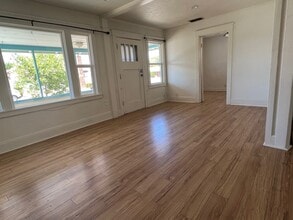 412 11th St in Marysville, CA - Building Photo - Building Photo