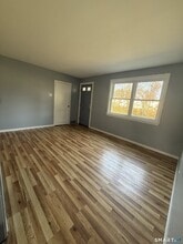 33 Cannon Rd in East Hartford, CT - Building Photo - Building Photo