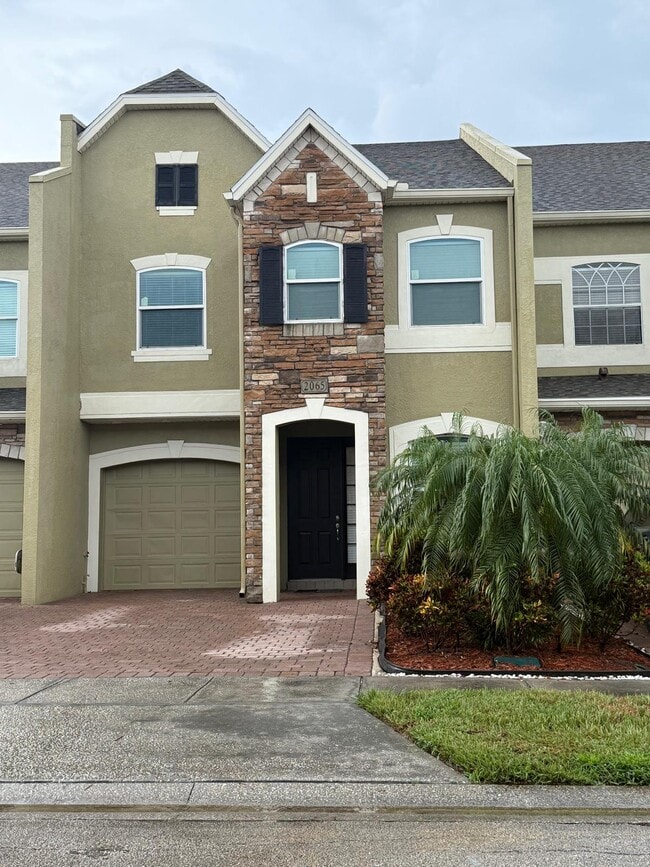 property at 2065 Chatham Place Dr