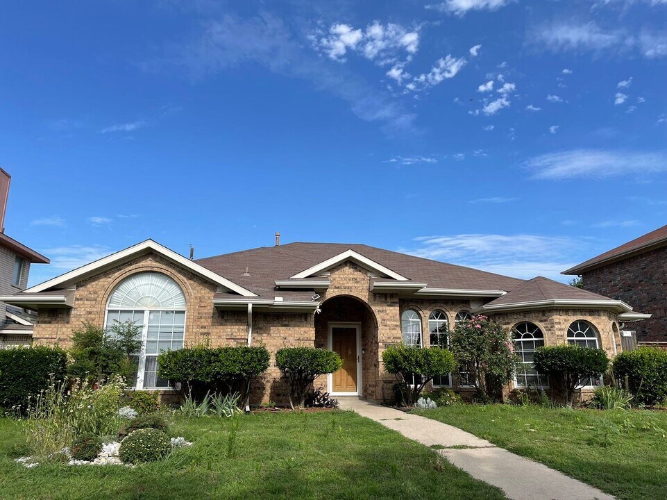 1304 Rosewood Ln in Allen, TX - Building Photo