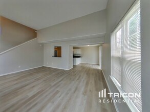 4531 Riverbrook Ln in Indianapolis, IN - Building Photo - Building Photo