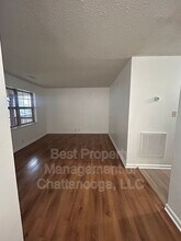 3624 Shirl Jo Ln in East Ridge, TN - Foto de edificio - Building Photo