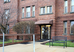 Ontario Apartments in Akron, OH - Building Photo - Building Photo