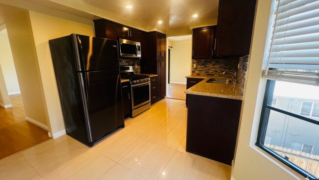 property at 336 N Louise St