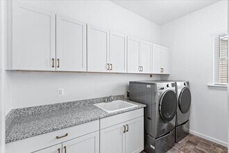 8627 Fleetwood Dr in Spotsylvania, VA - Building Photo - Building Photo
