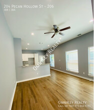 204 Pecan Hollow St-Unit -206 in Ennis, TX - Building Photo - Building Photo