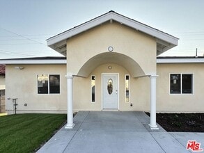1221 N Azusa Ave in Azusa, CA - Building Photo - Building Photo