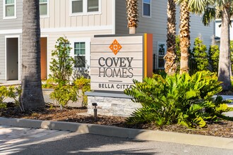 Covey Homes Bella Citta in Davenport, FL - Foto de edificio - Building Photo