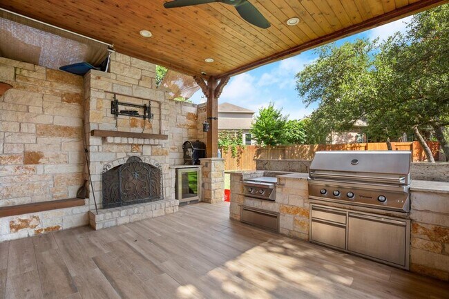 6612 Casimir Cove in Austin, TX - Building Photo - Building Photo