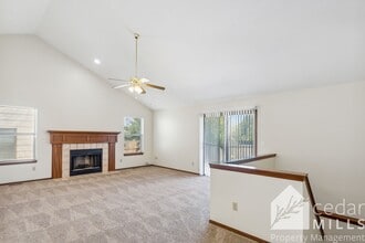 560 W 3rd St in Andover, KS - Building Photo - Building Photo