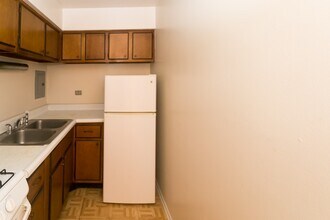 665 W Wrightwood Ave in Chicago, IL - Building Photo - Building Photo