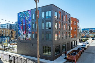 Logan Commons in Cincinnati, OH - Foto de edificio - Building Photo