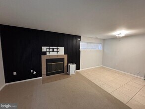 8001 Greenspring Way in Owings Mills, MD - Building Photo - Building Photo