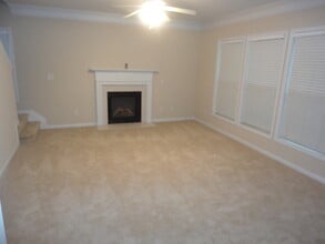 1002 Gather Dr in Lawrenceville, GA - Building Photo - Building Photo