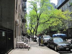 343 W 47th St in New York, NY - Foto de edificio - Building Photo