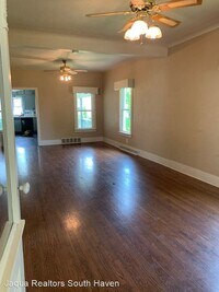 204 E Beech St photo'