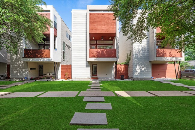 property at 1107 W 17th St