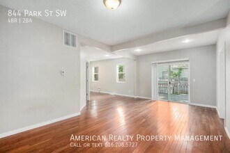 844 Park St SW in Grand Rapids, MI - Building Photo - Building Photo