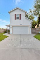 2703 E Surrey Dr in North Charleston, SC - Building Photo