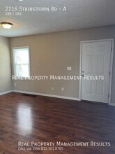 2716 Stringtown Rd in Evansville, IN - Building Photo - Building Photo
