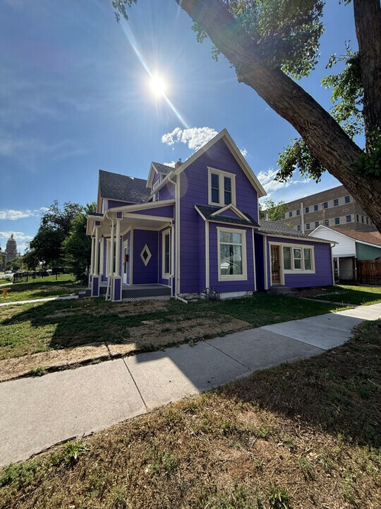 222 E 25th St in Cheyenne, WY - Foto de edificio